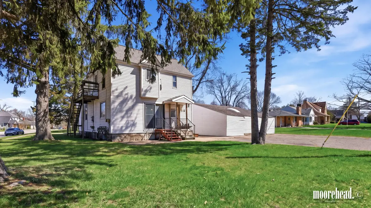 501 3 Mile Road Ne, Grand Rapids, MI 49505 - #1