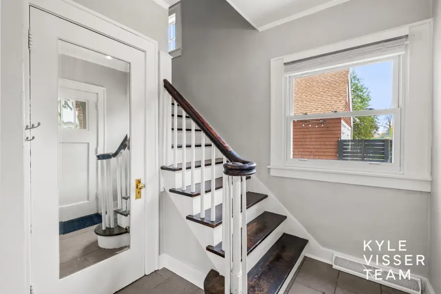 1055 Benjamin Avenue Se, Grand Rapids, MI 49506 - #2