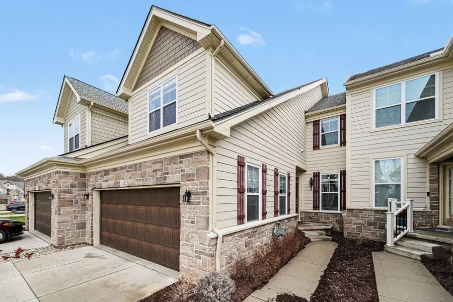 3212 Brackley Drive, Ann Arbor, MI 48105 - #2