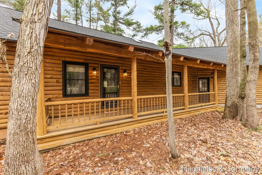 4755 Division Avenue N, Comstock Park, MI 49321 - #3