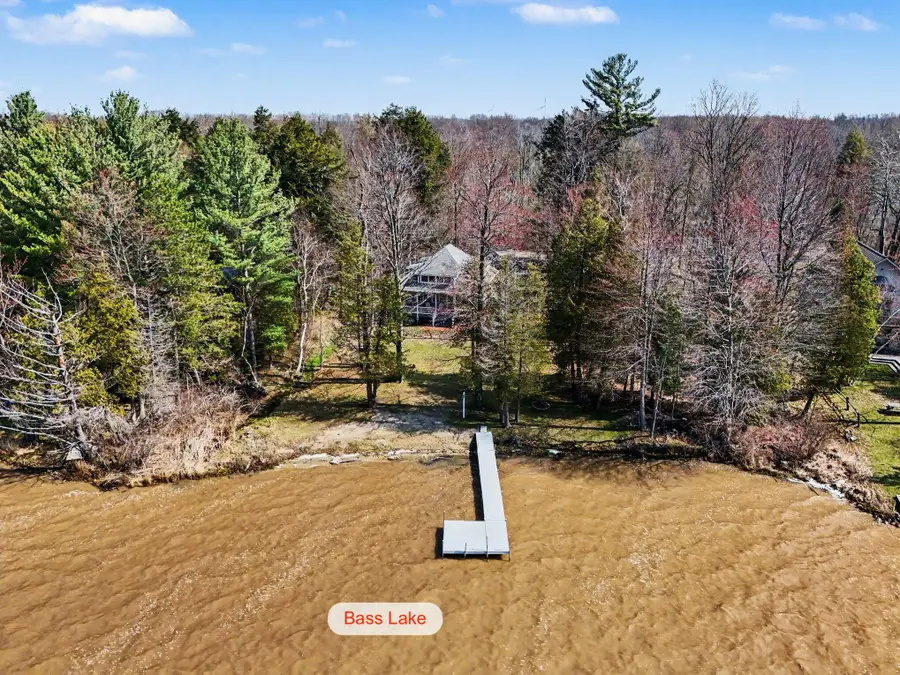 6461 S Shields Road, Pentwater, MI 49449 - #2