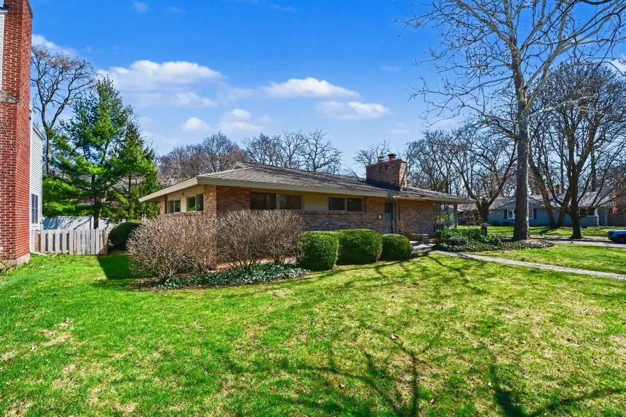 1064 Santa Cruz Drive Se, East Grand Rapids, MI 49506 - #2