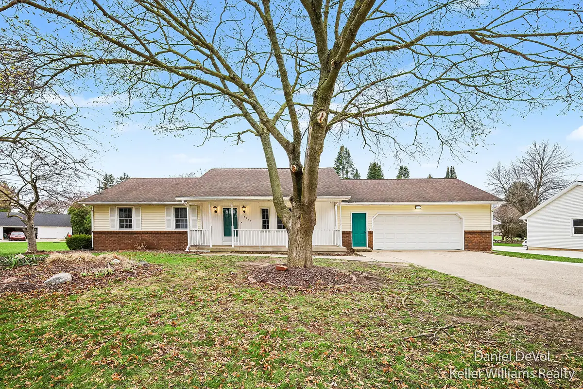 8825 Cottonwood Drive, Jenison, MI 49428 - #1