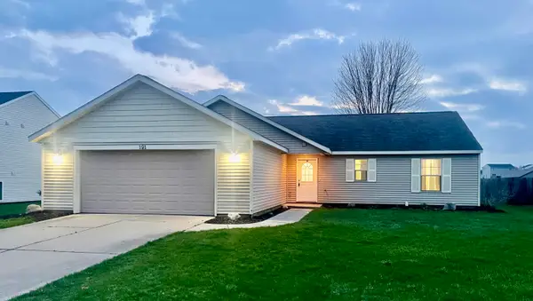 191 Sweet Meadow Drive, Kent City, MI 49330