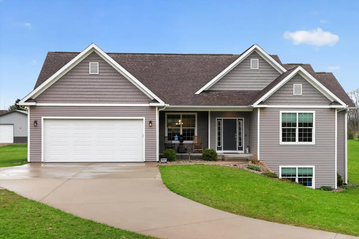 6310 N 32nd Street, Richland, MI 49083 - #1