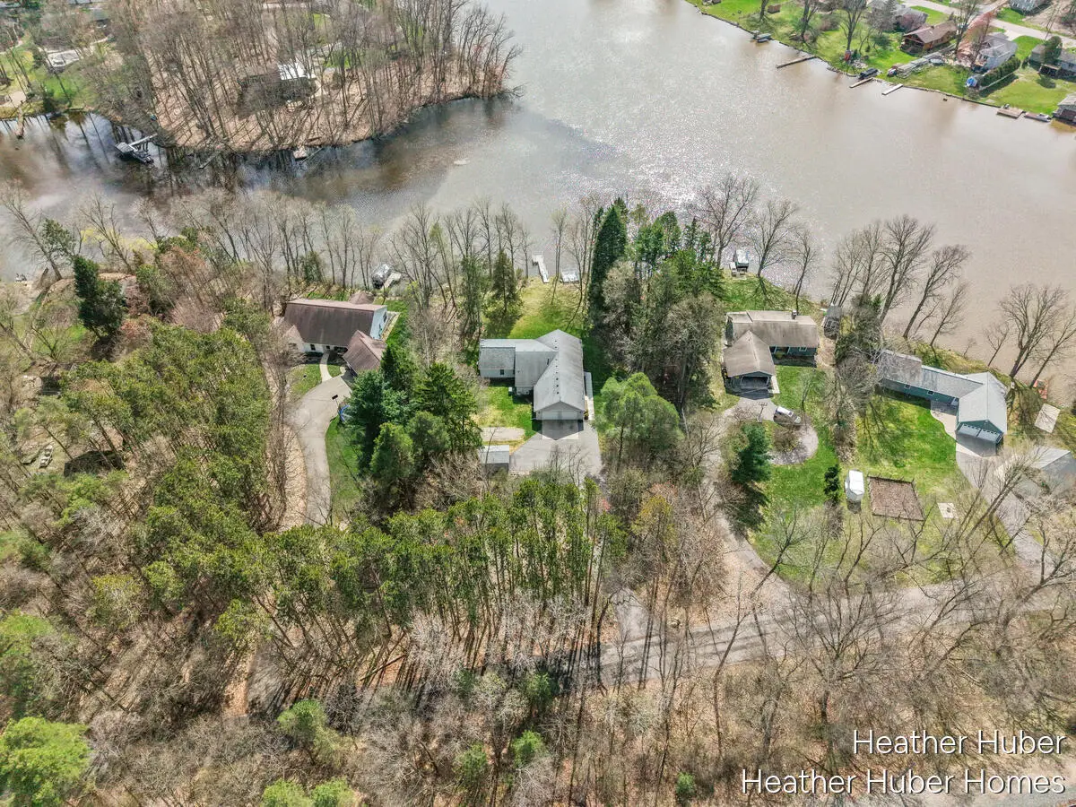 7706 Thornapple Bayou Drive Se, Grand Rapids, MI 49512 - #1