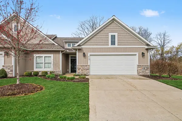 6767 Creekside View Drive Se, Grand Rapids, MI 49508