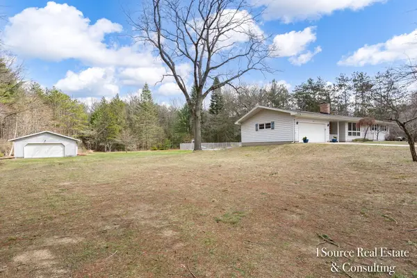 7040 Holly Drive, West Olive, MI 49460