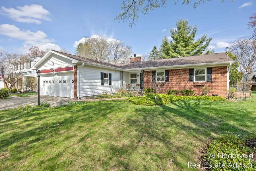 1902 Ridgemoor Drive Se, Grand Rapids, MI 49506 - #2