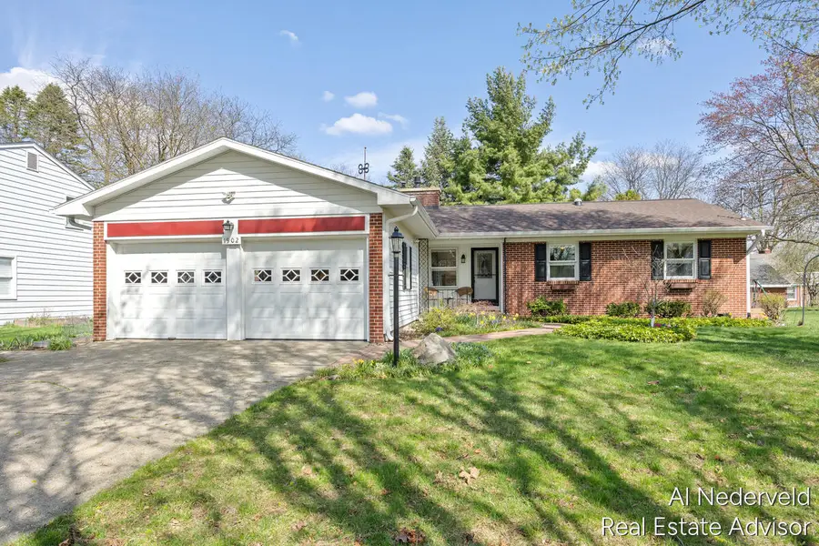 1902 Ridgemoor Drive Se, Grand Rapids, MI 49506 - #3