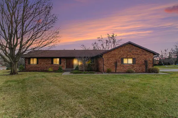 8409 Crestshire Drive, Ypsilanti, MI 48197