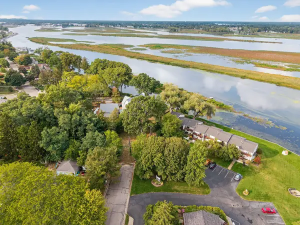411 Gidley Circle, Grand Haven, MI 49417