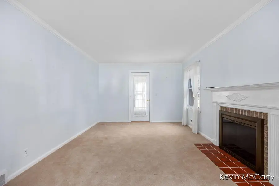 1043 Floral Avenue Se, Grand Rapids, MI 49506 - #3