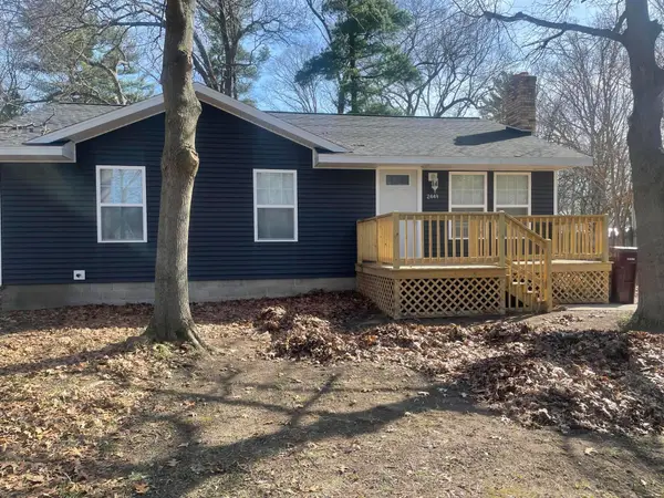 2449 Marquette Avenue, Muskegon, MI 49442