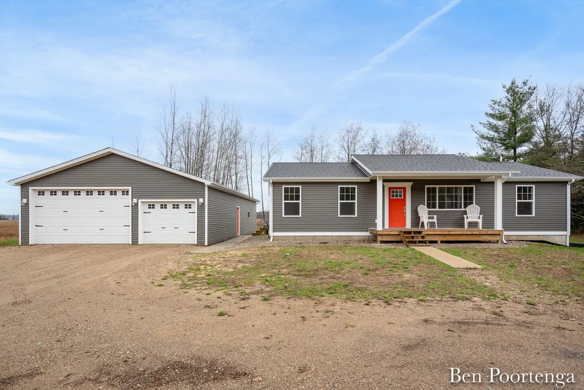 18351 W Howard City-edmore Rd, Howard City, MI 49329 - #1