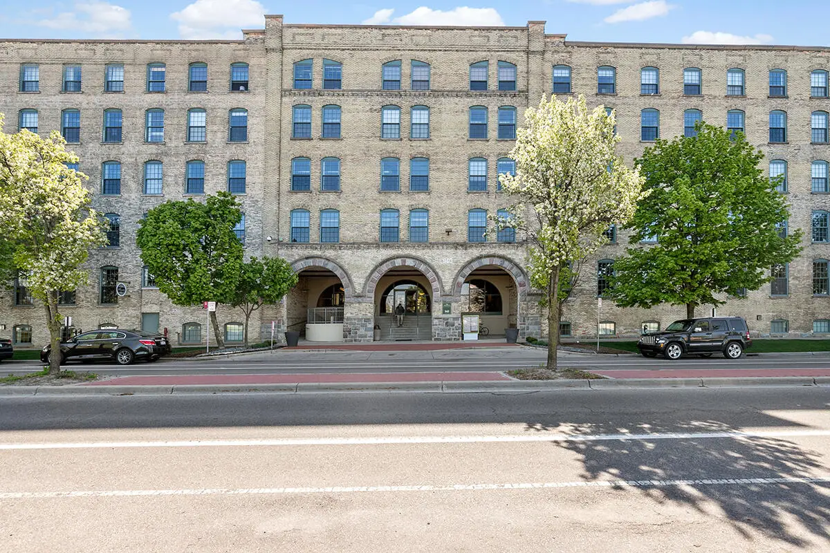 940 Monroe Avenue Nw #338, Grand Rapids, MI 49503 - #1
