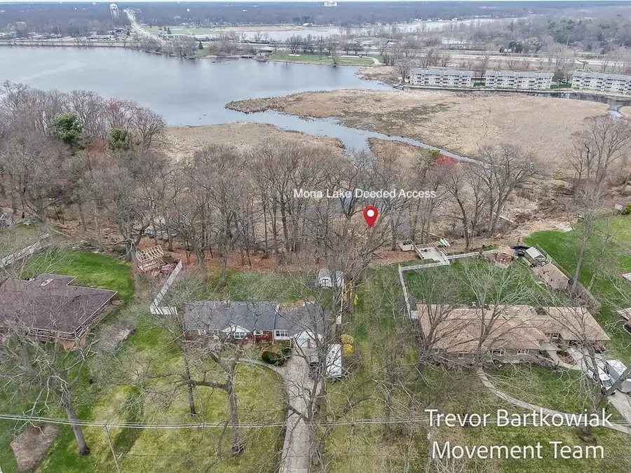 735 Wendover Boulevard, Norton Shores, MI 49441 - #3