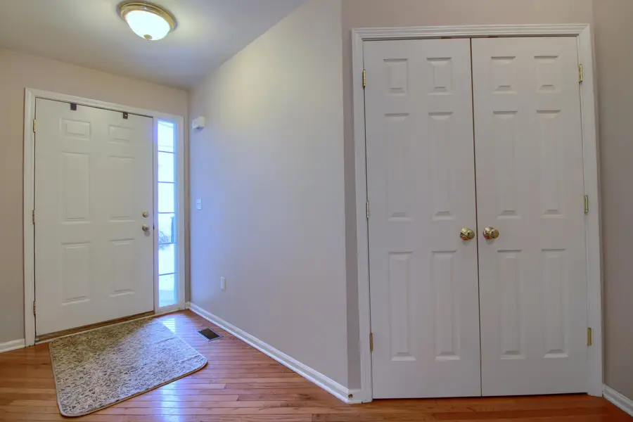 8165 Sequoia Lane, White Lake, MI 48386 - #3