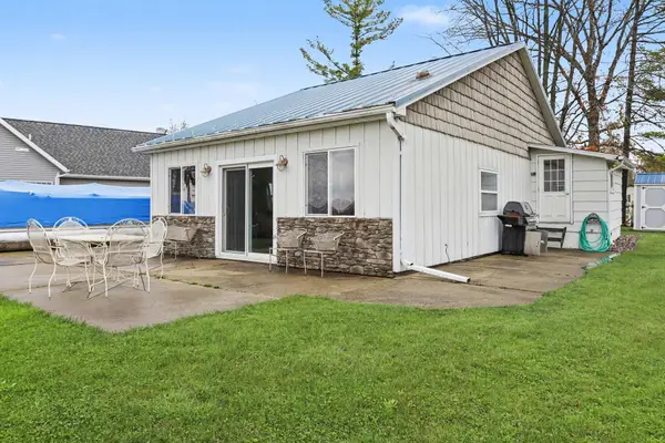 416 W Russell Drive, Coldwater, MI 49036