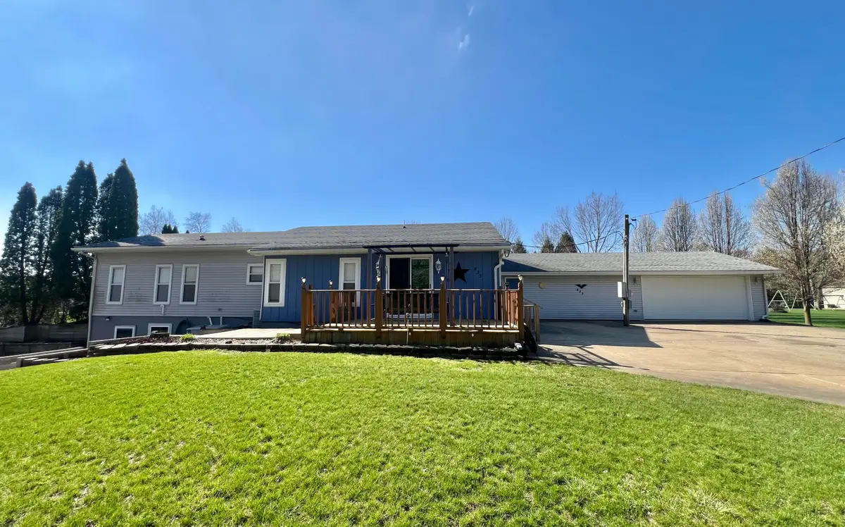833 Crauns Lane, Quincy, MI 49082 - #1