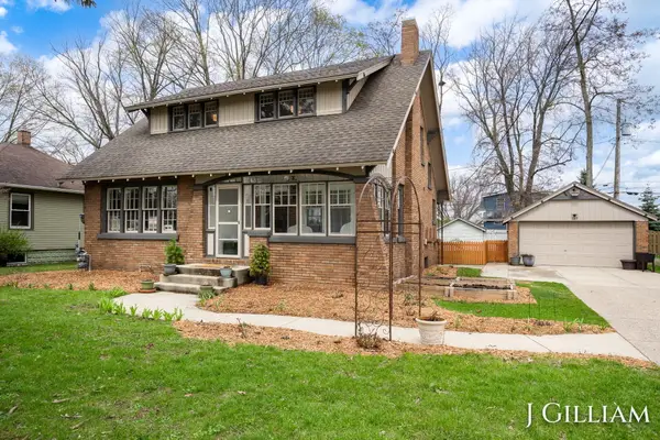 587 S Shore Drive, Holland, MI 49423