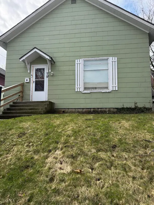 75 Filer Street, Manistee, MI 49660