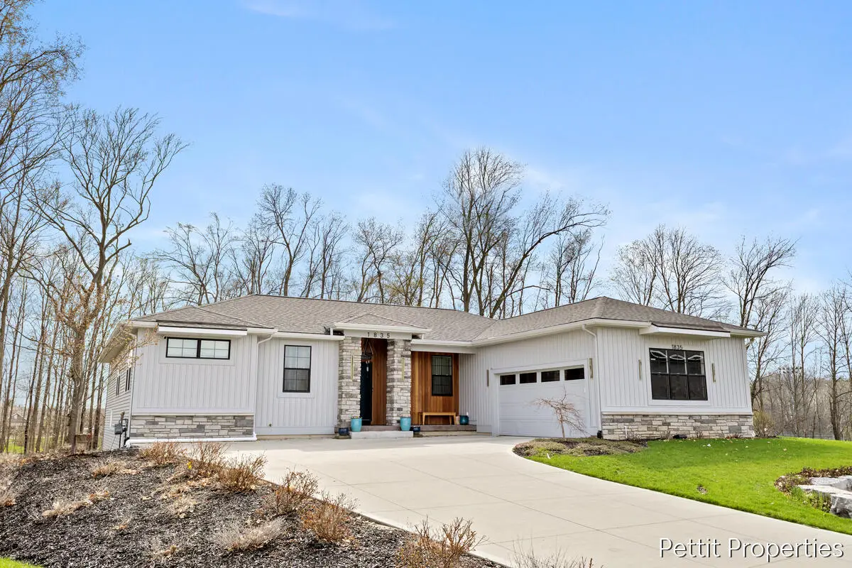 1835 Gloryfield Drive Sw, Byron Center, MI 49315 - #1