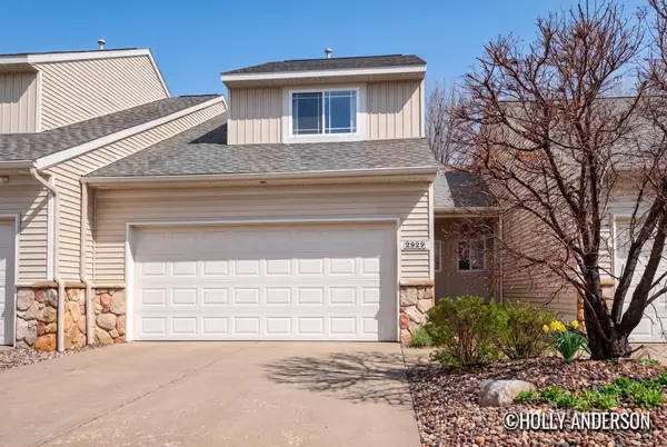 2929 Stoney Creek Court #102, Hudsonville, MI 49426