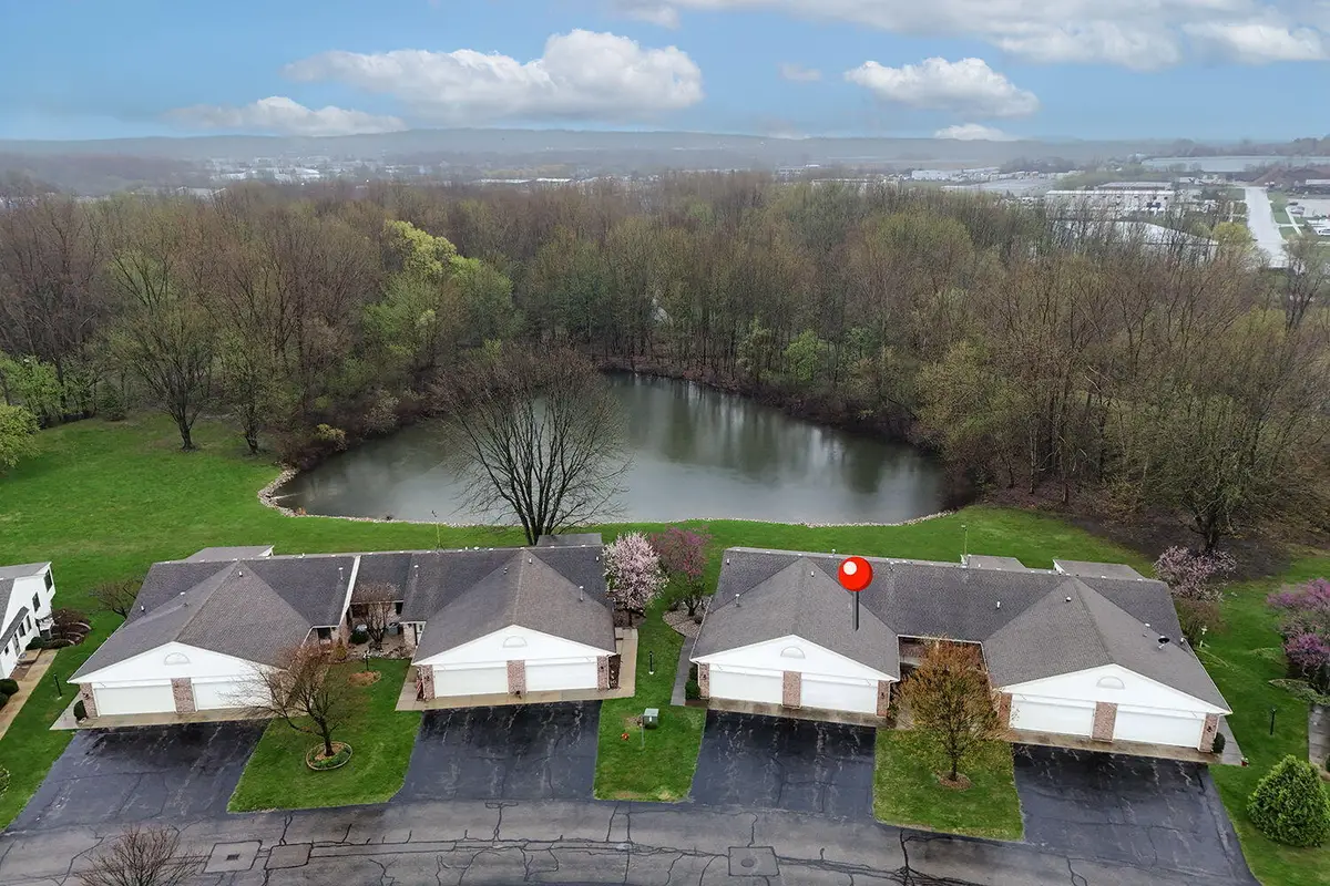 1086 Amberwood West Drive Sw, Byron Center, MI 49315 - #1