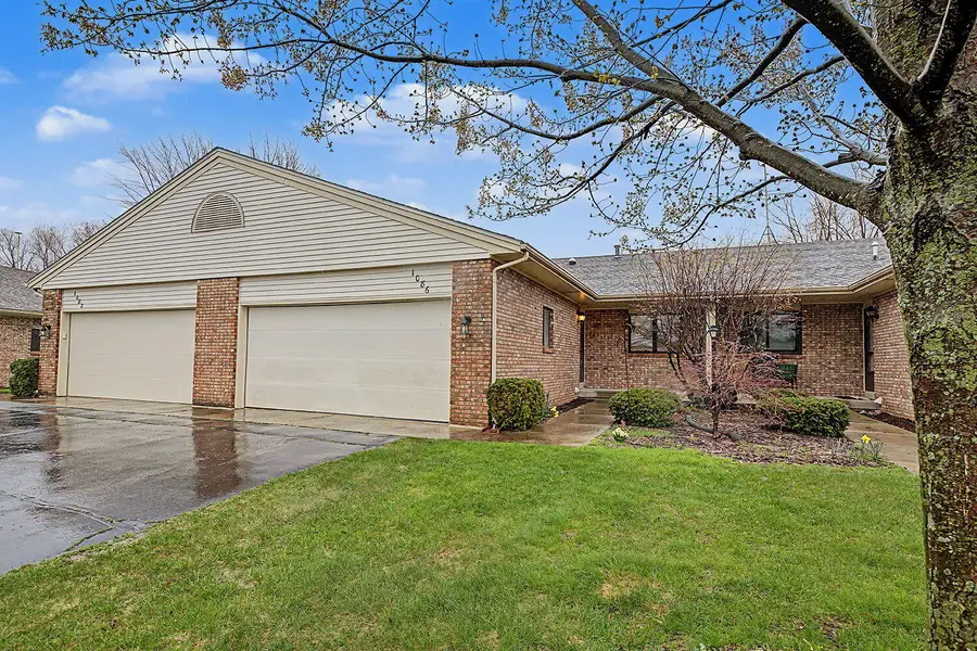 1086 Amberwood West Drive Sw, Byron Center, MI 49315 - #2