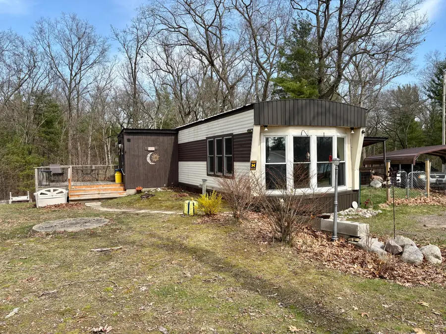 7920 E Lake Road, Twin Lake, MI 49457 - #2