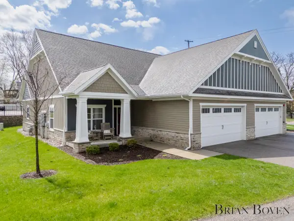 148 Tamarack Lane Ne #2B, Rockford, MI 49341