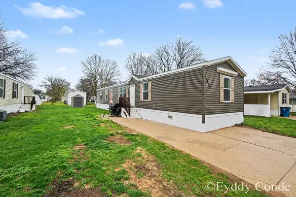 14549 Shady Hollow, West Olive, MI 49460