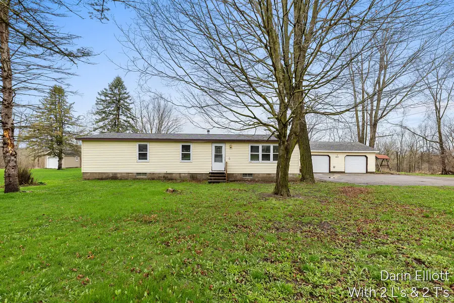 400 W Bridge Street, Lyons, MI 48851 - #3