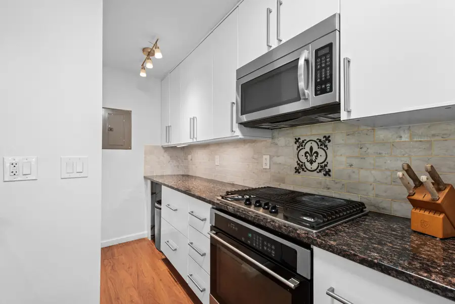 2806 Willow Ct Drive, Lake Orion, MI 48360 - #3