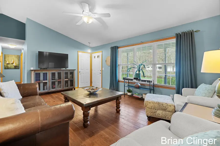 13452 152nd Avenue, Grand Haven, MI 49417 - #2