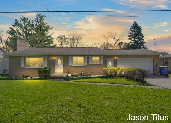 1696 Ball Avenue Ne, Grand Rapids, MI 49505