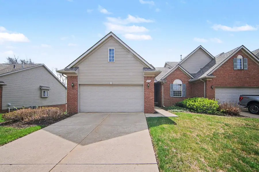 2672 Ambassador Drive, Ypsilanti, MI 48198 - #2