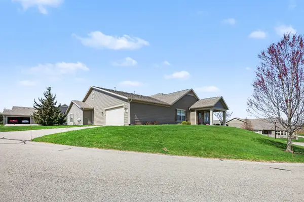1229 Waterwalk Drive, Holland, MI 49423