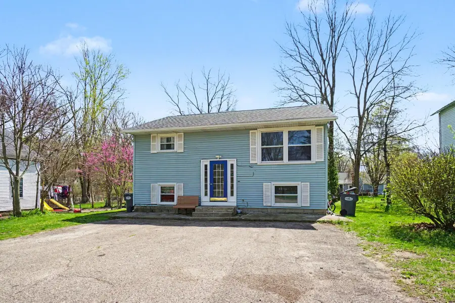 630 E Saint Joseph Street, Paw Paw, MI 49079 - #3