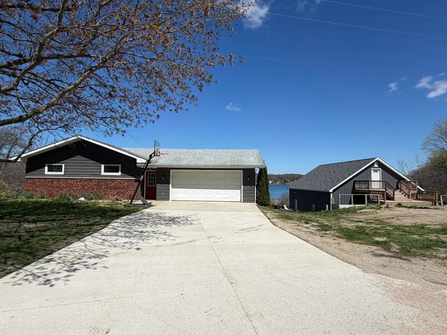 5264 Guernsey Lake Road, Delton, MI 49046 - #2