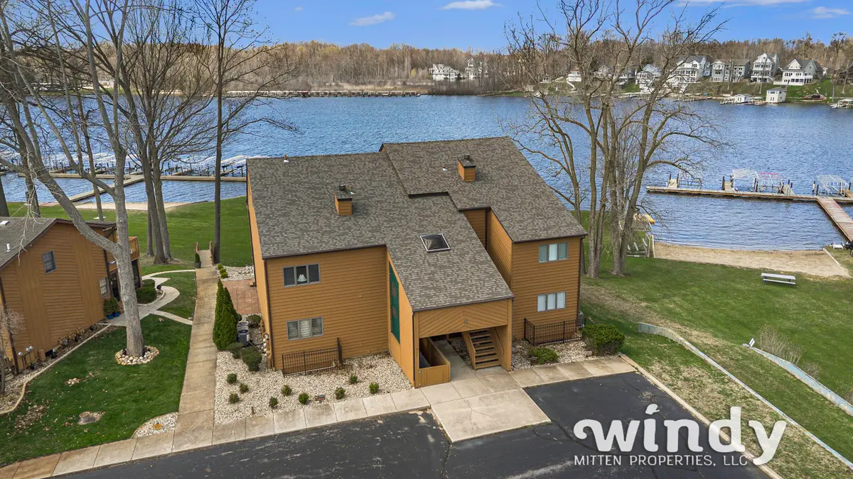 5576 N Watervliet Road, Watervliet, MI 49098 - #1