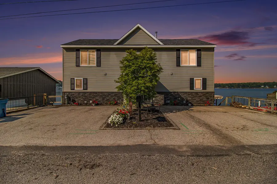 5293 W Monroe Road, Pentwater, MI 49449 - #2