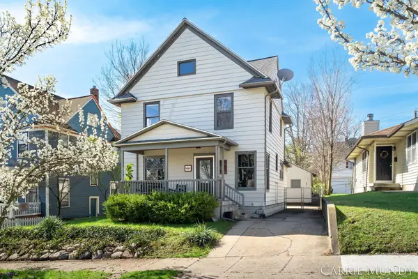 648 Crescent Street Ne, Grand Rapids, MI 49503