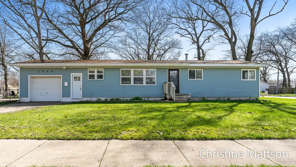 2044 Superior Street, Muskegon, MI 49444 - #1