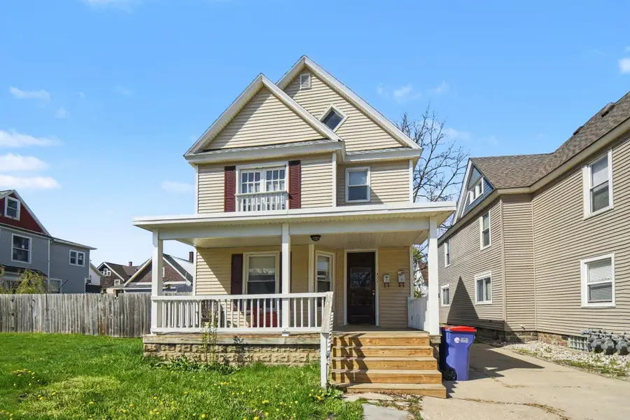 1043 Bridge Street Nw, Grand Rapids, MI 49504 - #2