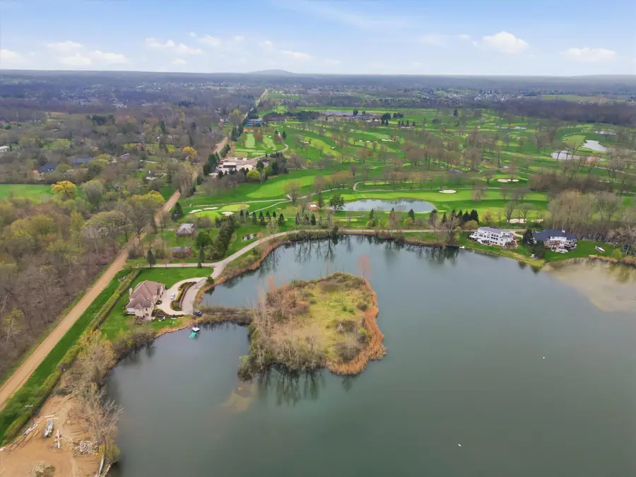 52451 Caddy Lane, South Lyon, MI 48178 - #3