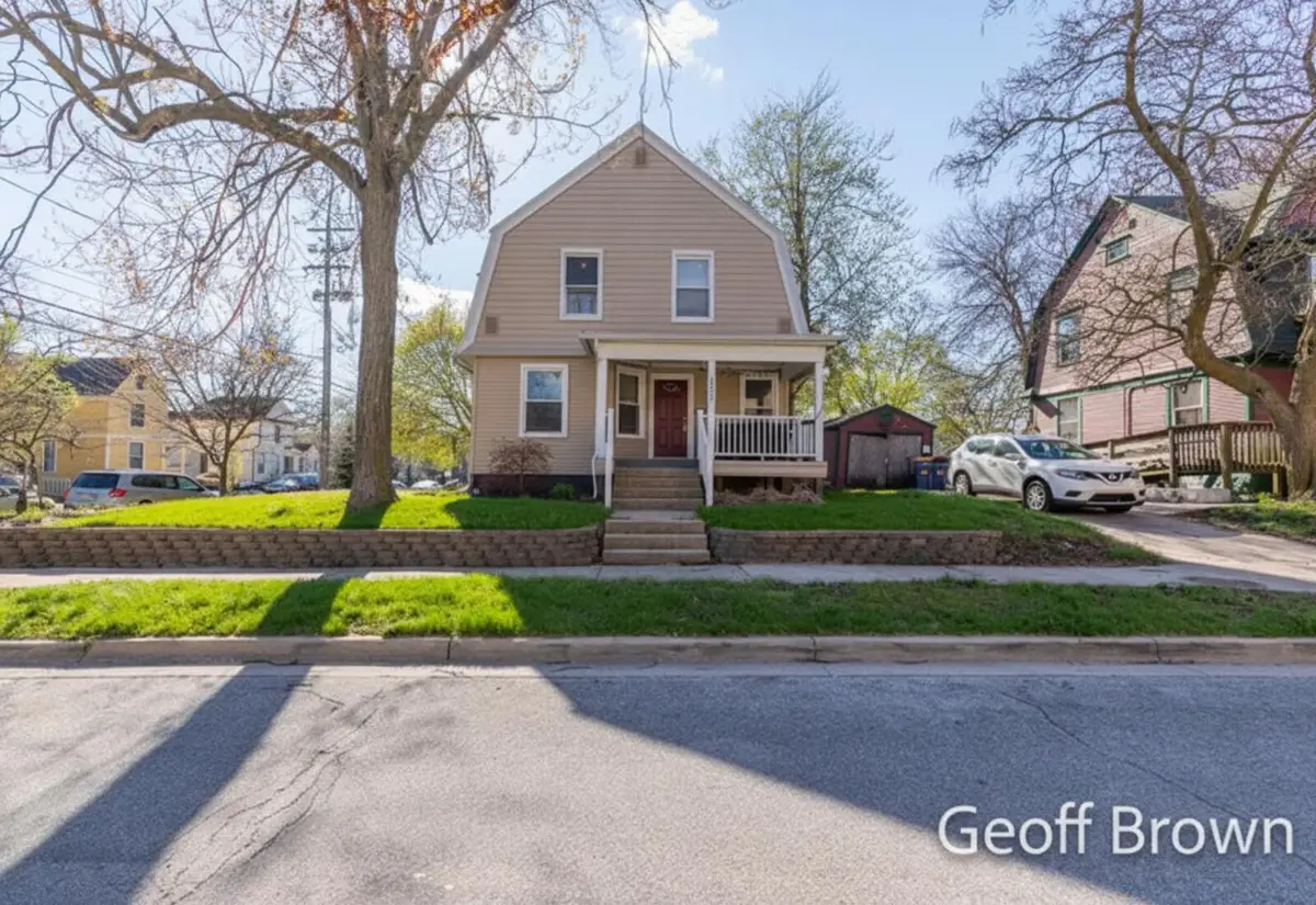 457 James Avenue Se, Grand Rapids, MI 49503 - #1