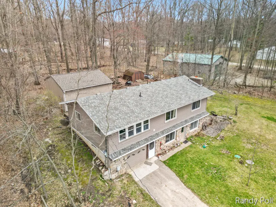 10116 Lakeshore Drive, Chippewa Lake, MI 49320 - #2