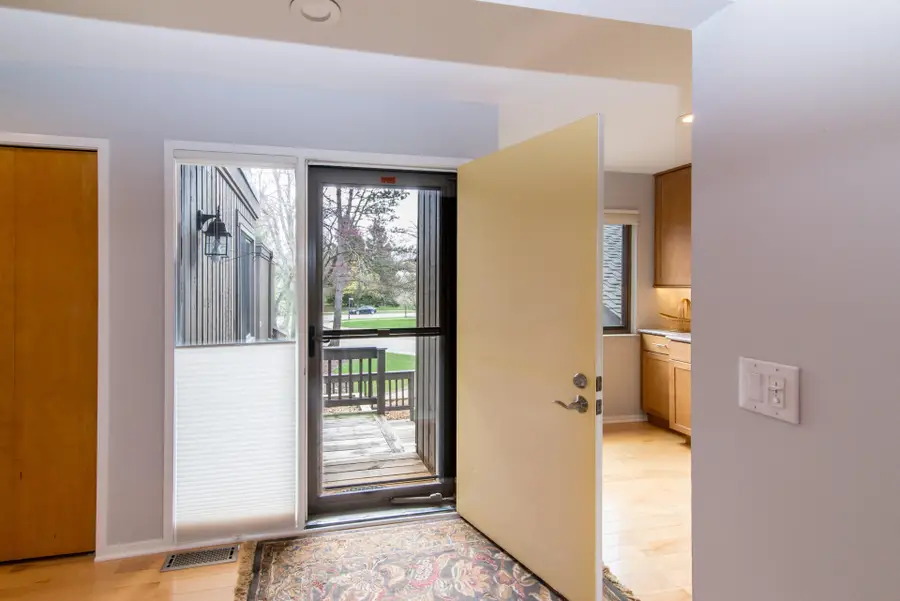 2 Northwick Court, Ann Arbor, MI 48105 - #3